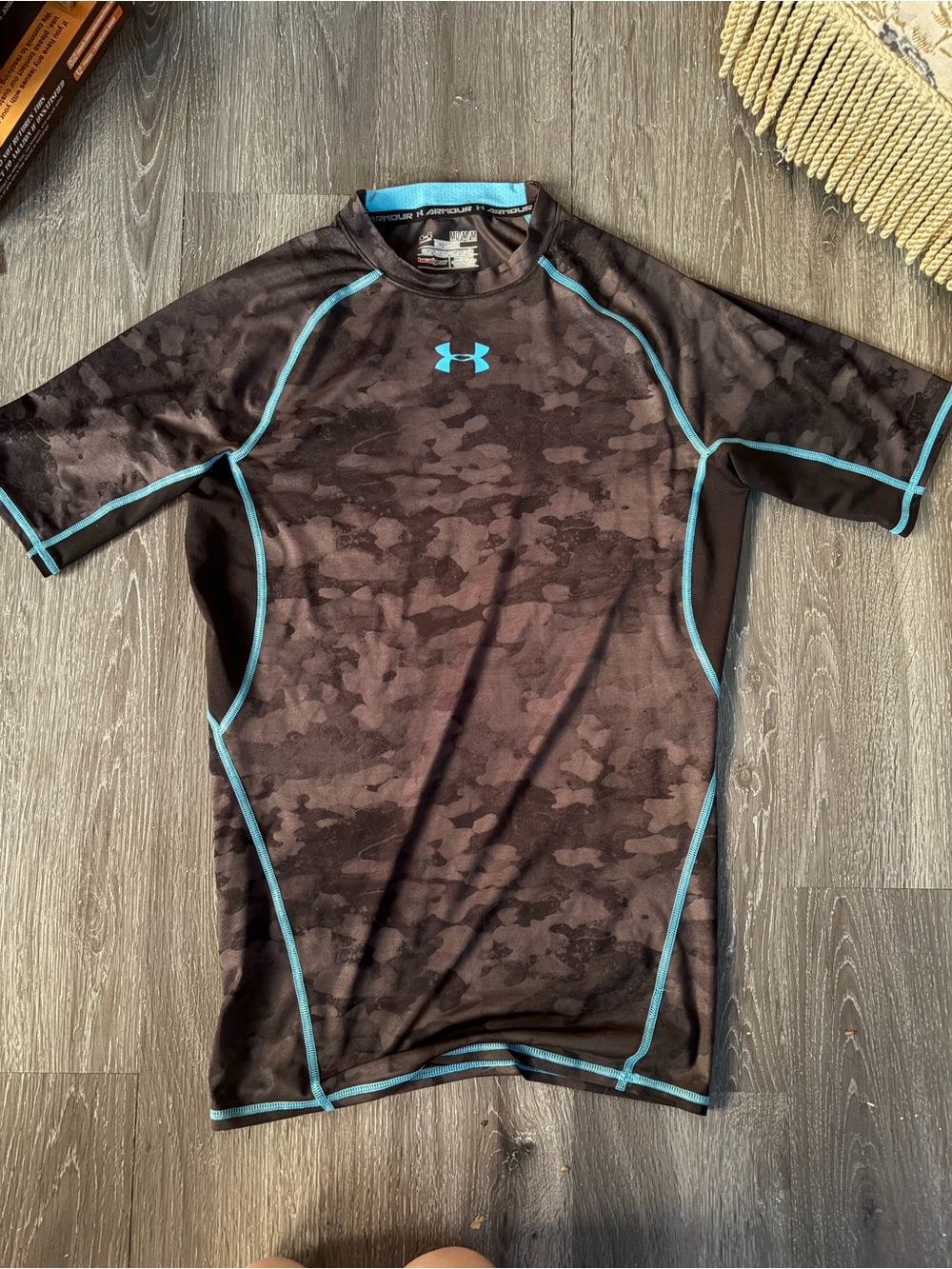 Under Armour Men's Black Camo Short-Sleeve Performance Shirt with Teal Trim